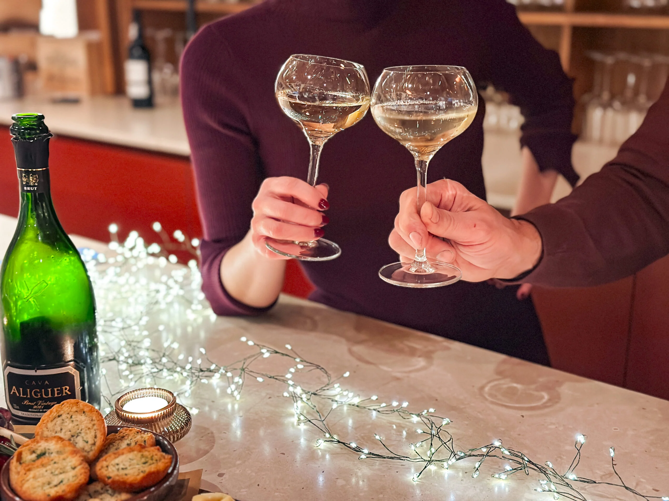 WinterWonderCheers - Bruis & Bites